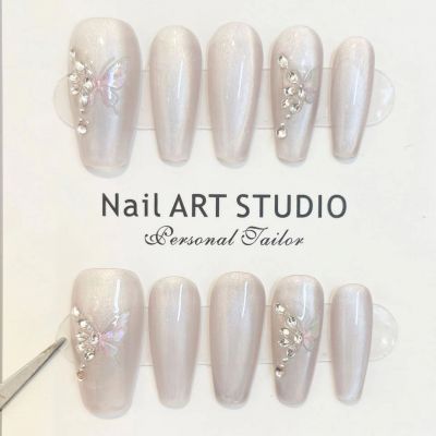 WPR Glam Fashion White Snow Butterfly Geams Nails Listing Packing Cat Eye Chrome Nails Design Medium Coffin Nails Designer Acrilicnails Nailart Pink Shinny Nails 5 Size 10 Press on Nails Kit with Nail Glue Package with Custom Logo Transperant Box 