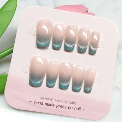 WPR New Arrival Glossy Blue French Ombre Medium Coffin Hand-made Nails XS S M Cat Eye Hand-made Press On Nails 10 Reusable nails Glue on Designer Diamond Acrilicnails Nailart in 5 Size 10Nail Kit Package with High Class Transperant Box 
