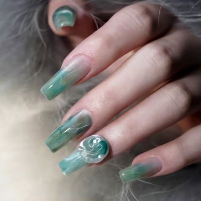 WPR Luxury High Quality Green Marble Ombre Big Crystal Diamond Press Onne Design Rhinestone Long Coffin Acrylic Press On Reusable Nails Long Ballerina Artificial Fingernails Nailart 15 Size 30 Press on Nails Kit with Nail Glue Package Custom Logo