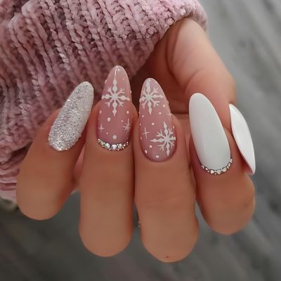 WPR Factory Christmas Design Pink White Snow Silver Glitter White Mate Short Almond Press on nail Tips Press On Nails Design Short Round Luxury Artificial Fingernails Nailart 10 Size 24 Press on Nails Kit with Nail Glue Package Custom Logo Box